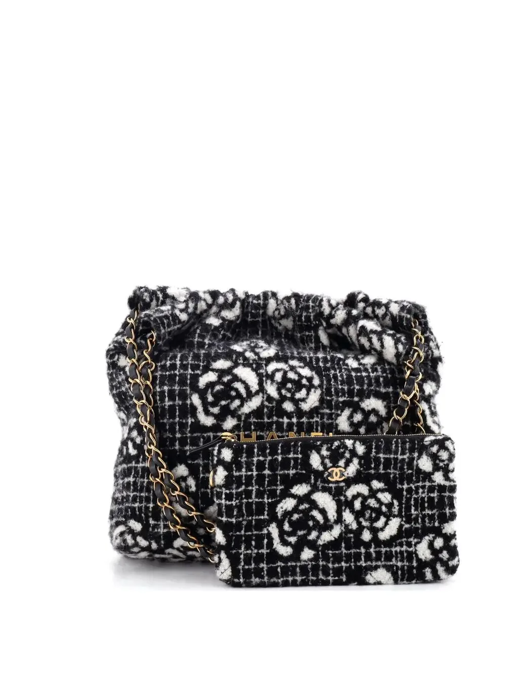 CHANEL elevate your